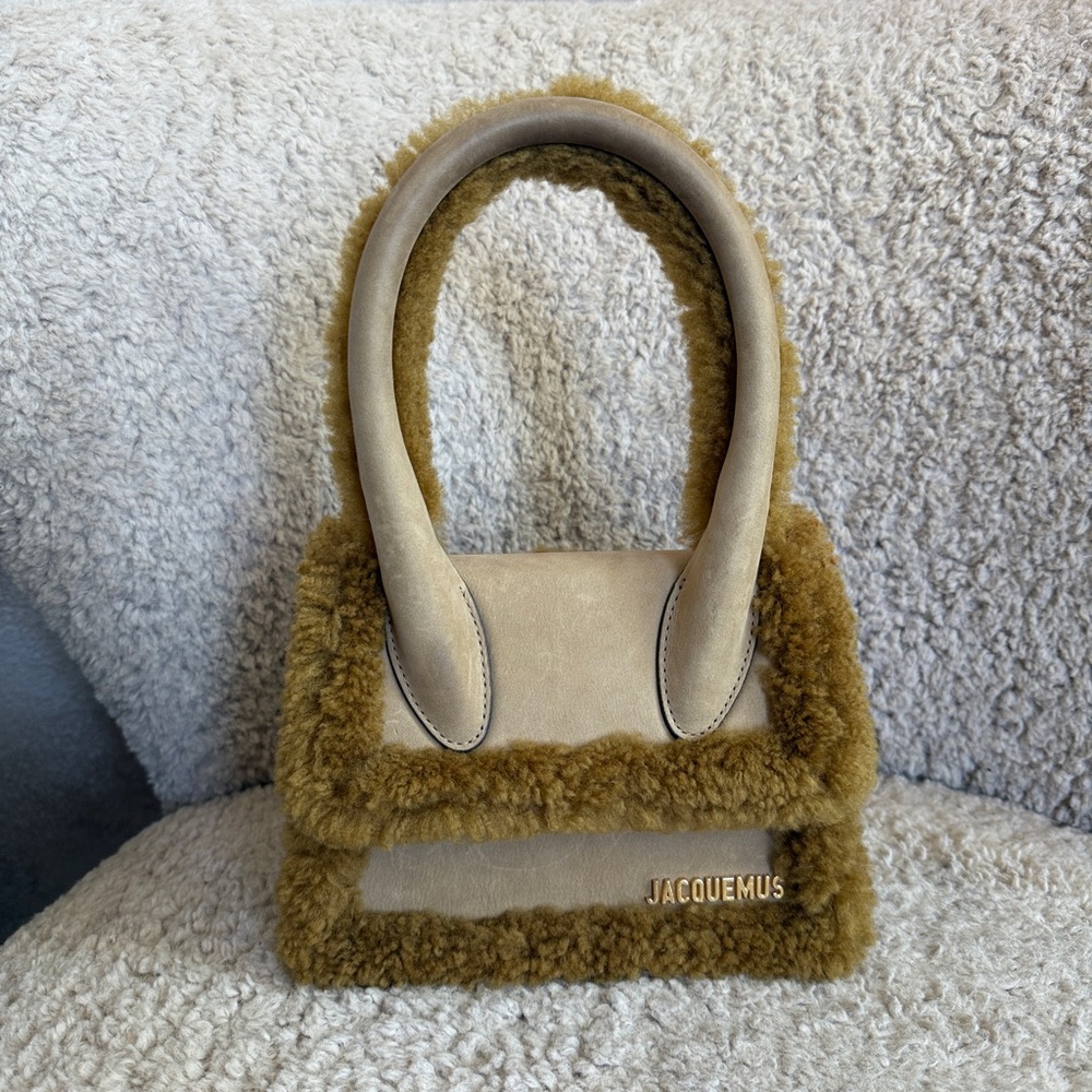 Jacquemus Le Chiquito Moyen hand bag 🧸